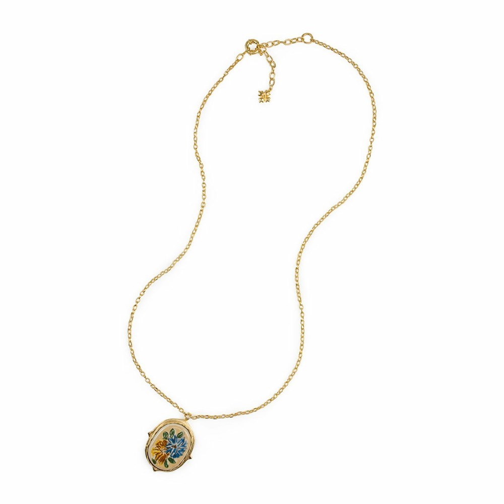 Gold Women's Patricia Nash Oval Pendant Necklaces | 82561DYTP