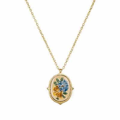 Gold Women's Patricia Nash Oval Pendant Necklaces | 82561DYTP